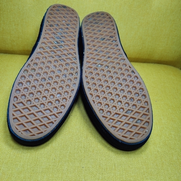 VANS Authentic Velvet Sidewall Wrapped Grey Unisex Sneakers Women's 8.5 Men's 7 - Picture 10 of 10